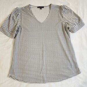 Adrianna Papell Black and White Houndstooth Grid Blouse, Size Small, EUC